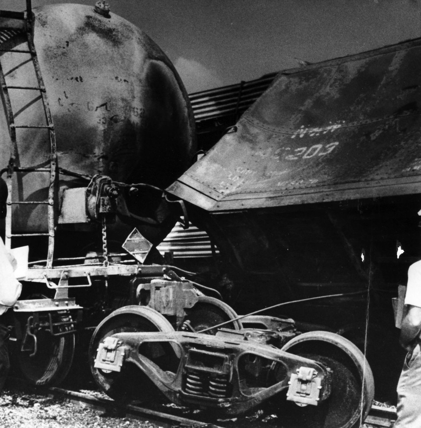 RR explosion-25 1974.jpg